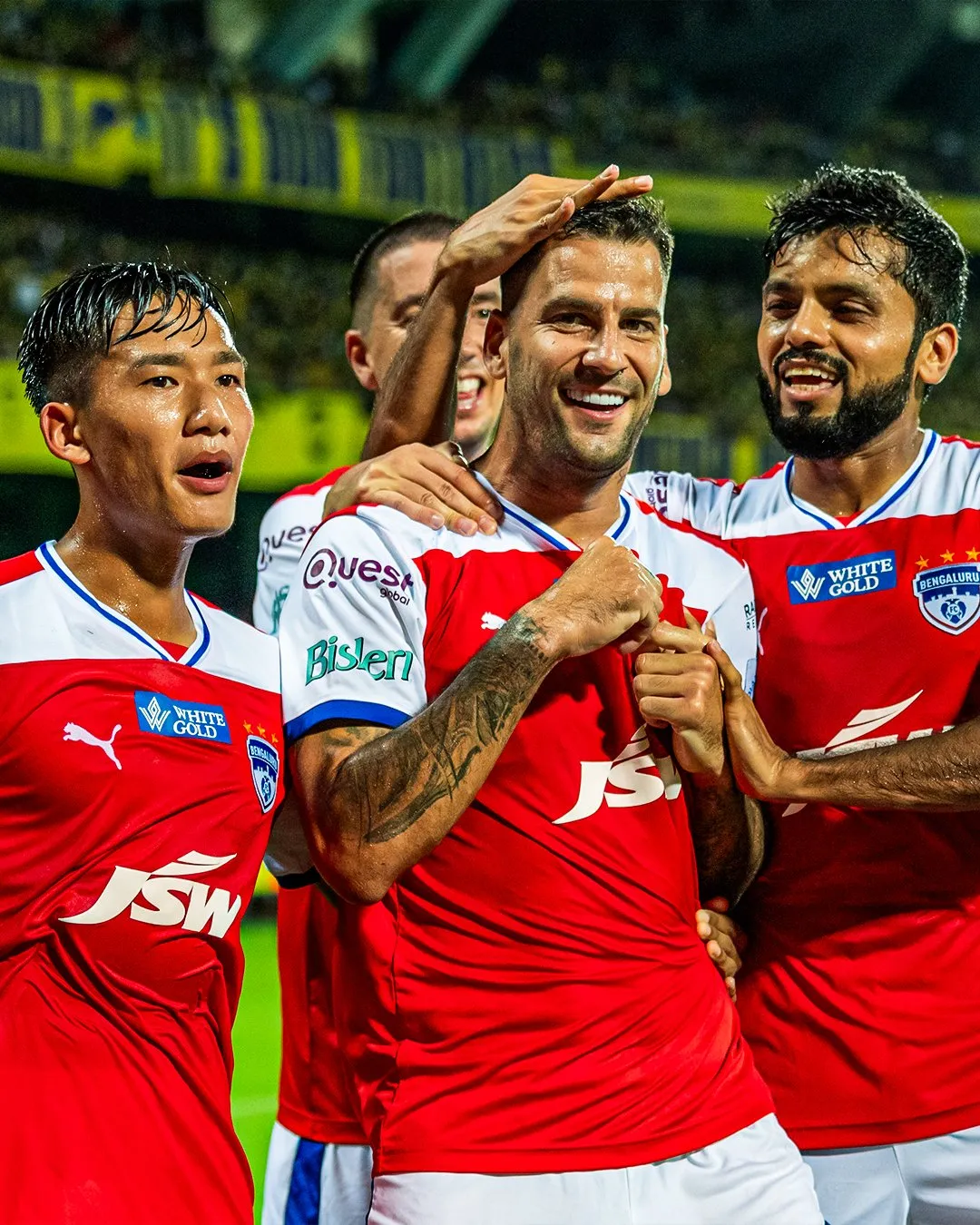 ISL 2024-25 | Kerala Blasters FC vs Bengaluru FC | LIVE Scores, News and Updates-sportzpoint.com