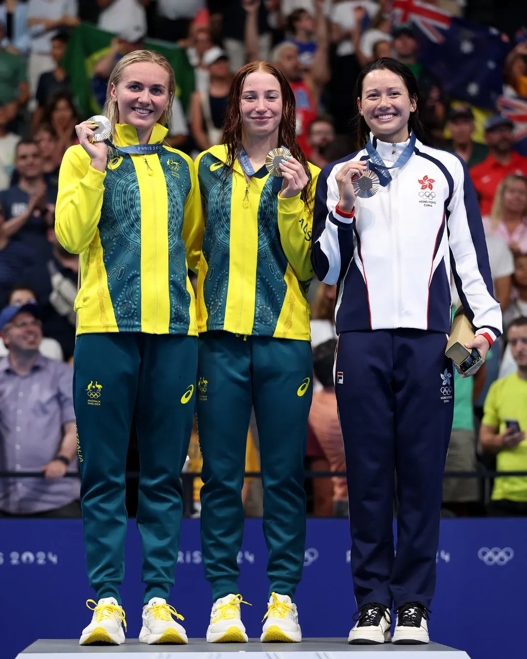 Swimming | Mollie O'Callaghan breaks Olympic record to win Gold in women's 200m freestyle - sportzpoint.com