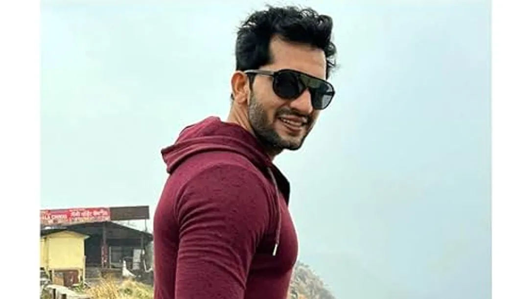 Abhilash Chaudhary makes Tamil debut with Rgv's 'Konda' - IMDb