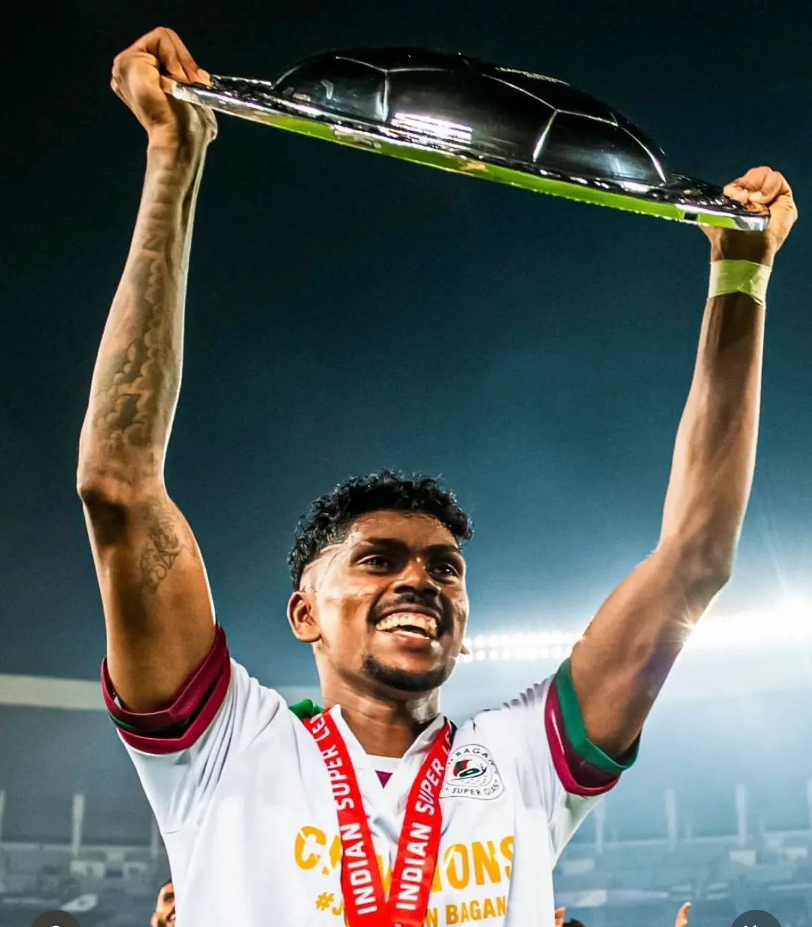 ISL 2024-25 | Liston Colaco becomes the youngest footballer to win 50 ISL games-sportzpoint.com