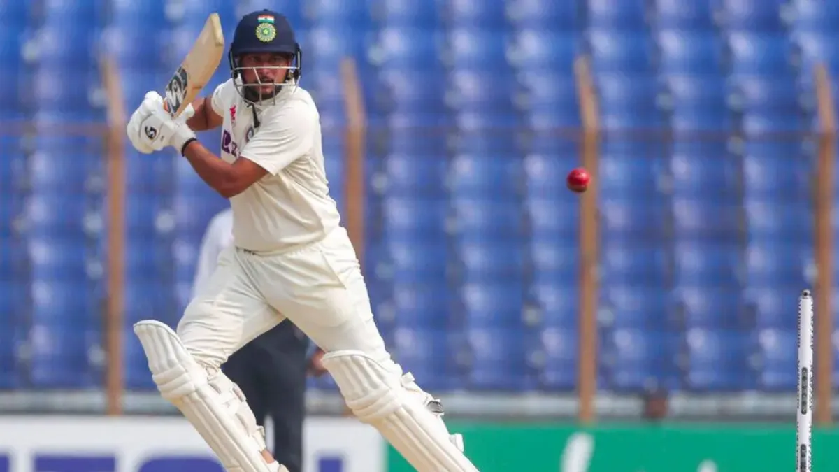 Kuldeep Yadav ने रणजी ट्रॉफी में बल्ले से काटा बबाल 