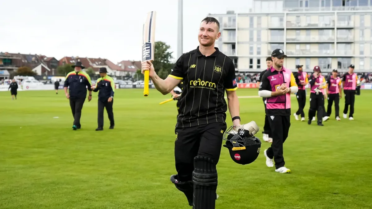 England के बल्लेबाज ने वनडे में खेली 224 रनों की इतिहासिक पारी 