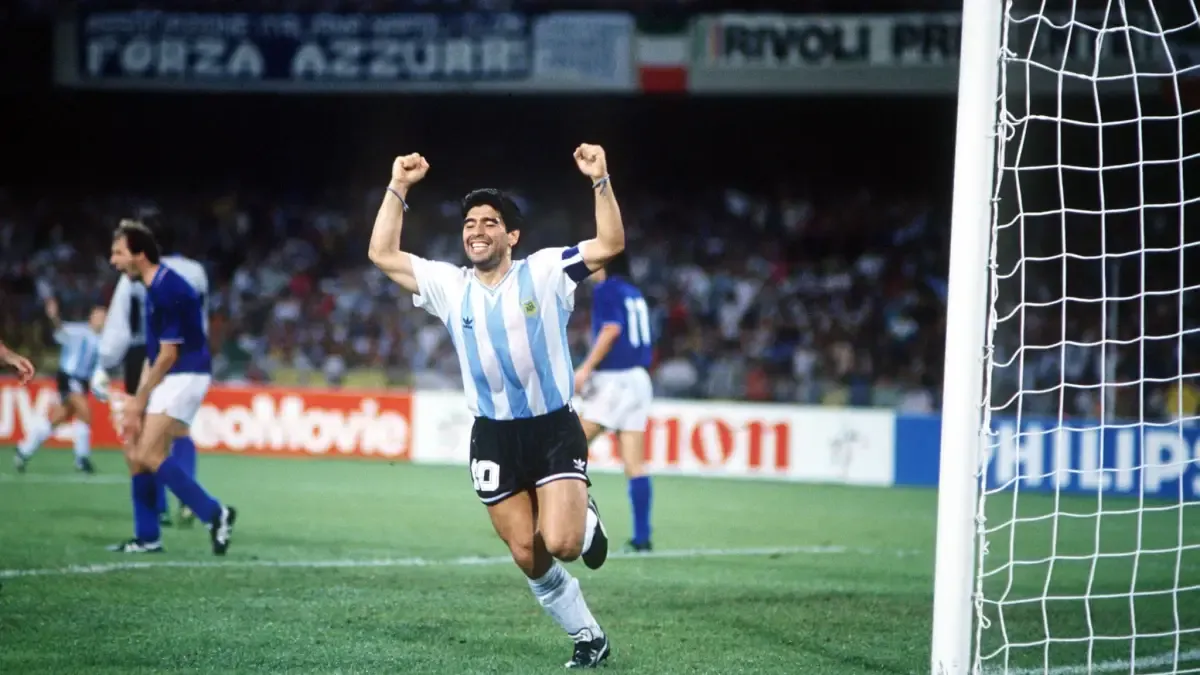 A Love story that transcends time and death: Diego Maradona and Napoli-sportzpoint.com
