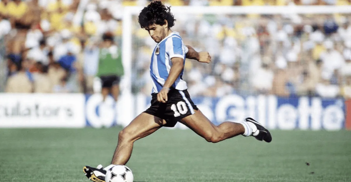 Maradona taking a free-kick in the 1986 FIFA World Cup | Sportz Point