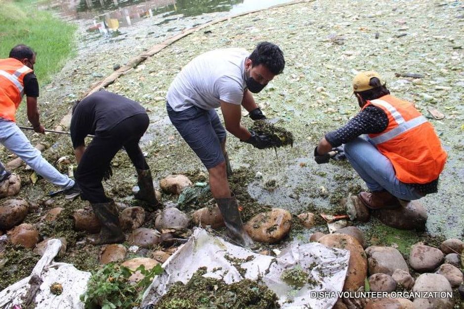 Jammu: From cleaning rivers to making cow dung logs for crematoriums ...