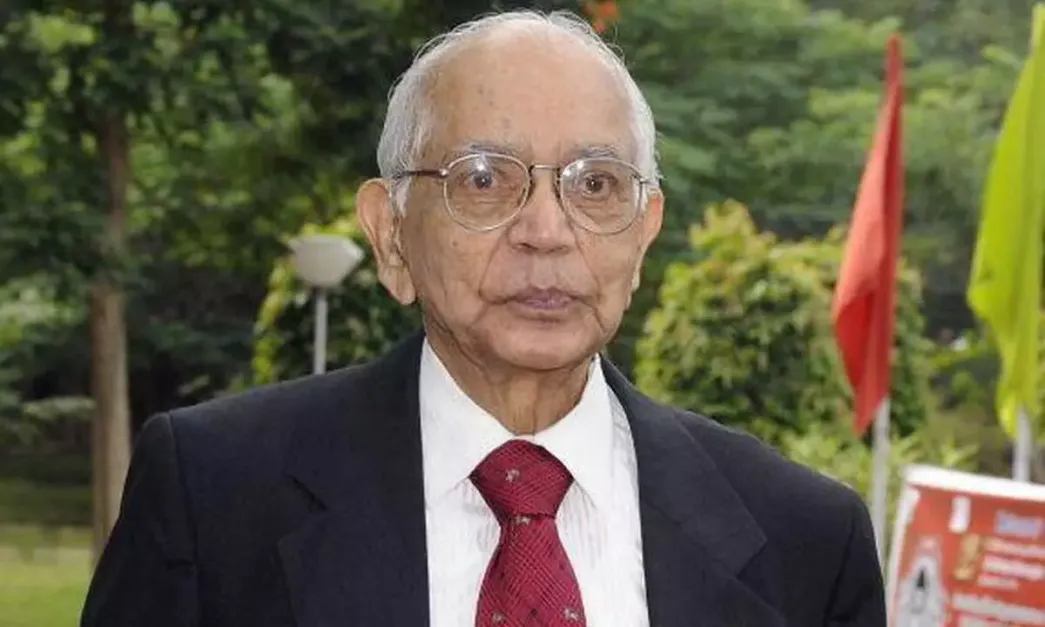 Indian-American Mathematician C R Rao Awarded International Prize In ...