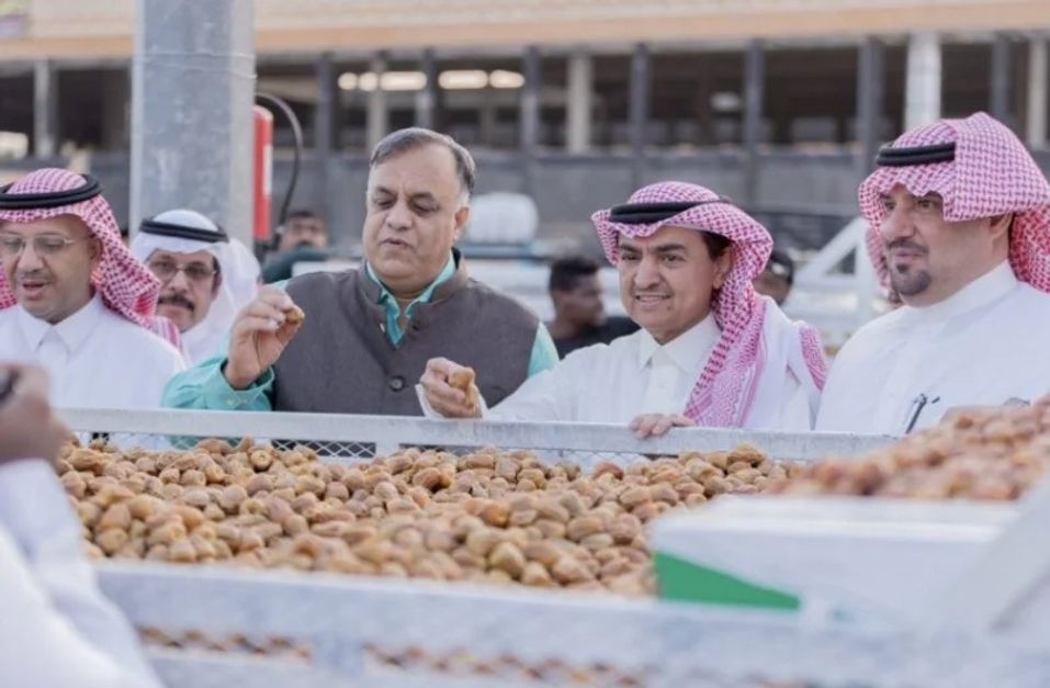 Indian Ambassador Visits Buraidah Date Carnival in Saudi Arabia