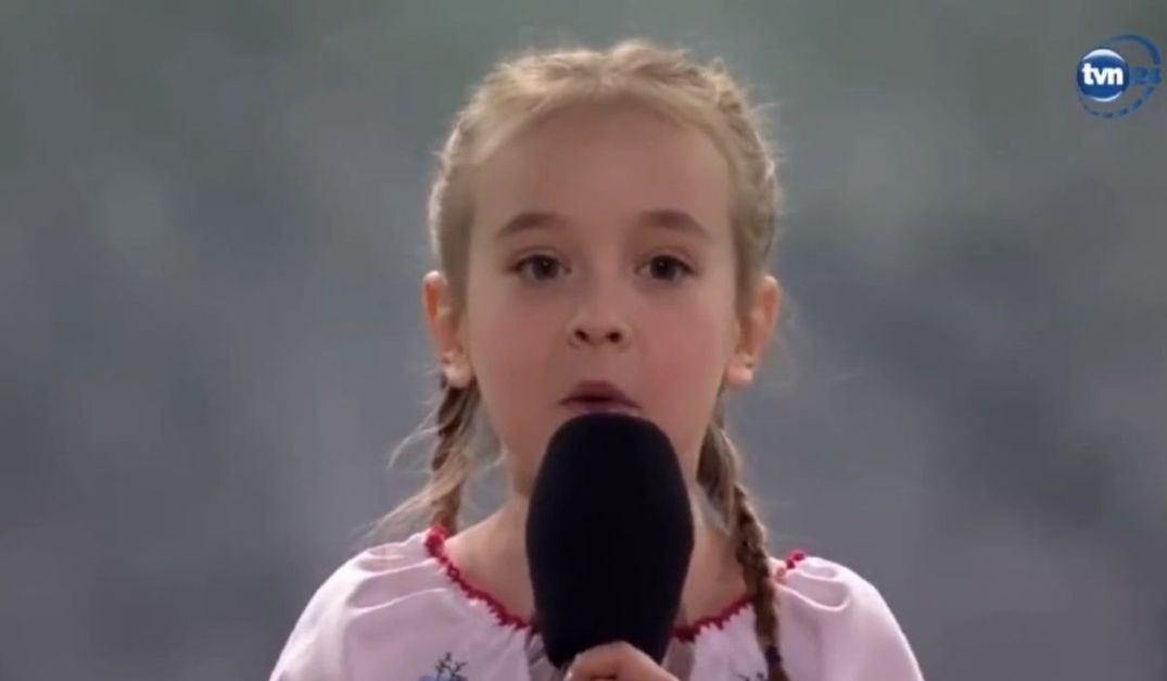 Amelia Anisovych Who Went Viral For Singing From Kyiv Bomb Shelter Performed In Poland