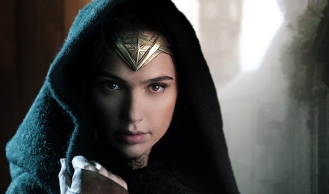 Wonder Woman Gal Gadot Filmed Reshoots At 5 Months Pregnant 6319