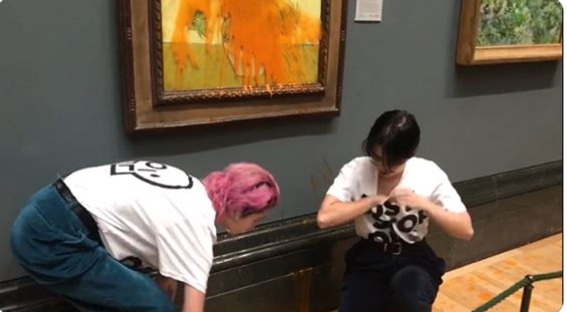 2 UK Environmental Activist Vandalised Van Gogh's Sunflower Painting