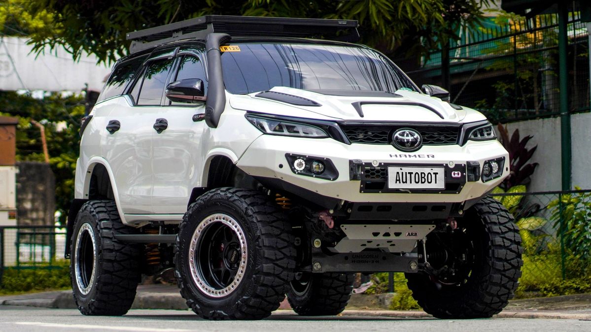 Next-Generation 2026 Toyota Fortuner: Anticipation Builds for Toyota's