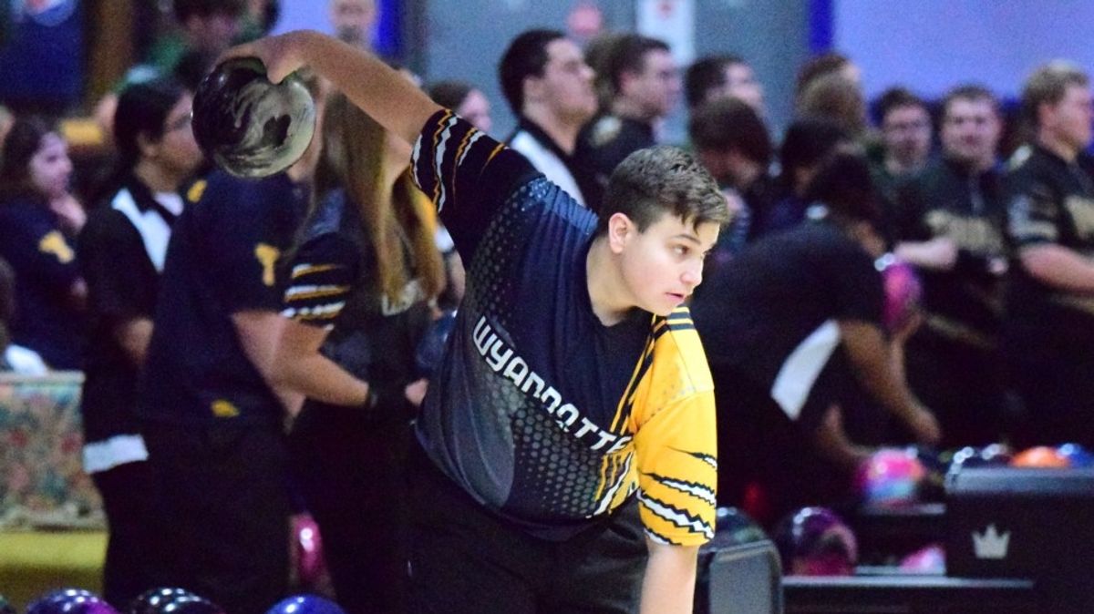 Wyandotte Roosevelt's Boys' Bowling Team Claims Third Consecutive