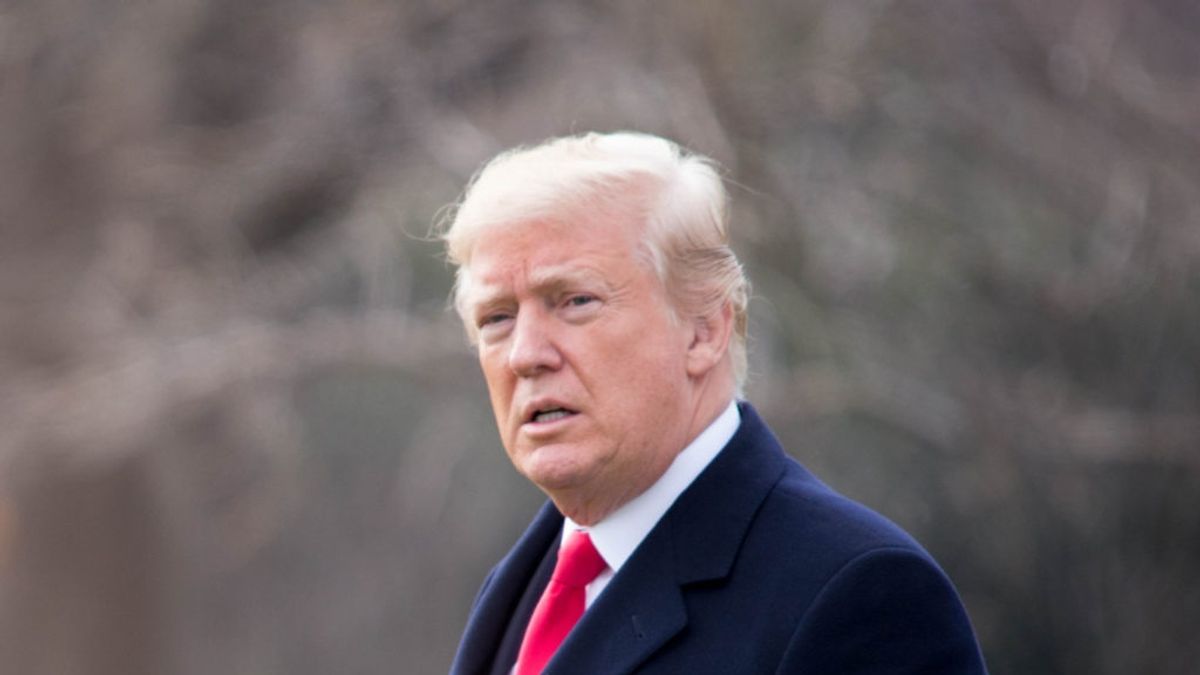 Psychologist Raises Alarm Over Trump’s Mental Fitness Amid Legal Stress Psychologist Raises Alarm Over Trump’s Mental Fitness Amid Legal Stress