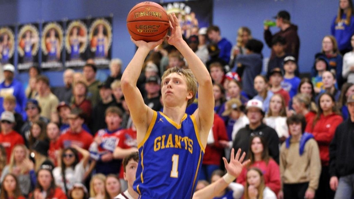 Le Sueur-Henderson Boys Basketball Team Clinches Victory in Season ...