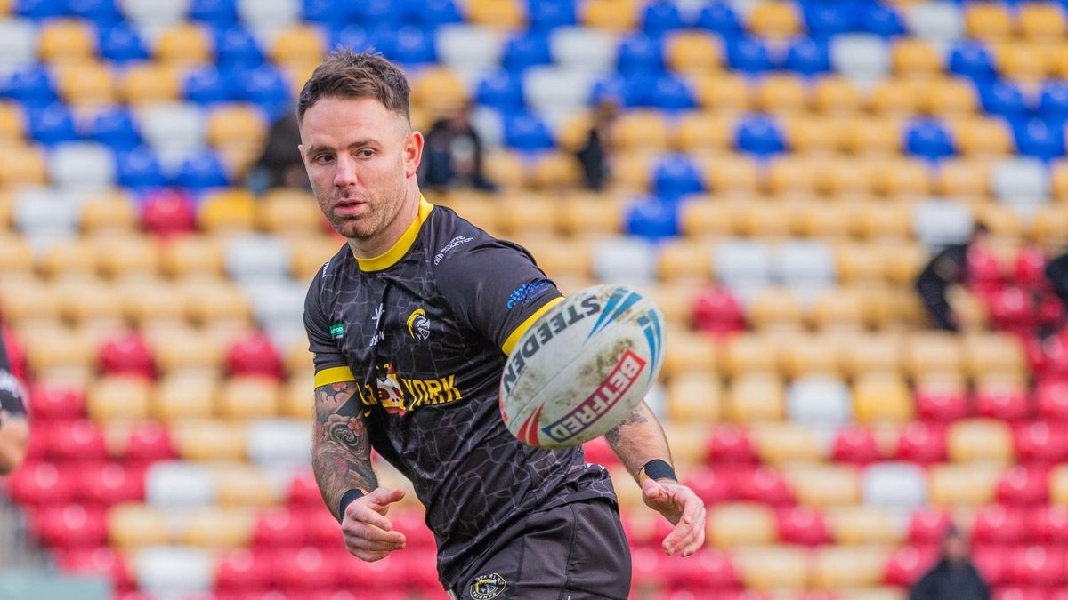 Richie Myler's Eventful Debut with Knights After Shock Leeds Rhinos Exit