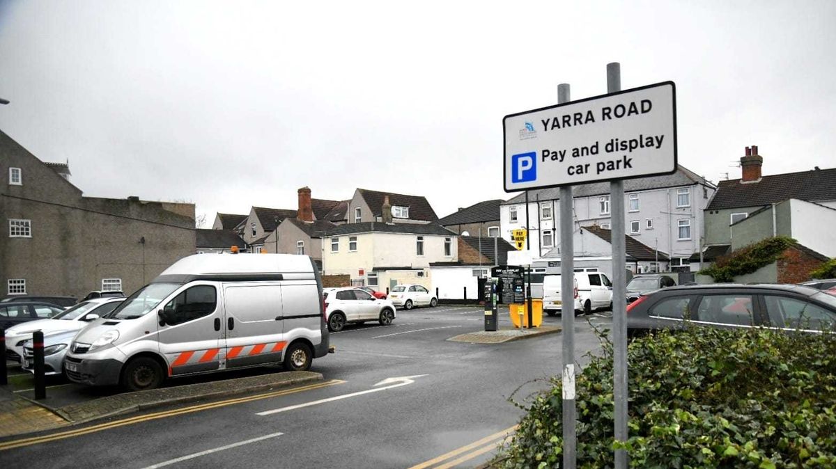 New Parking Zones in Cleethorpes Stir Debate: Residents vs. Businesses