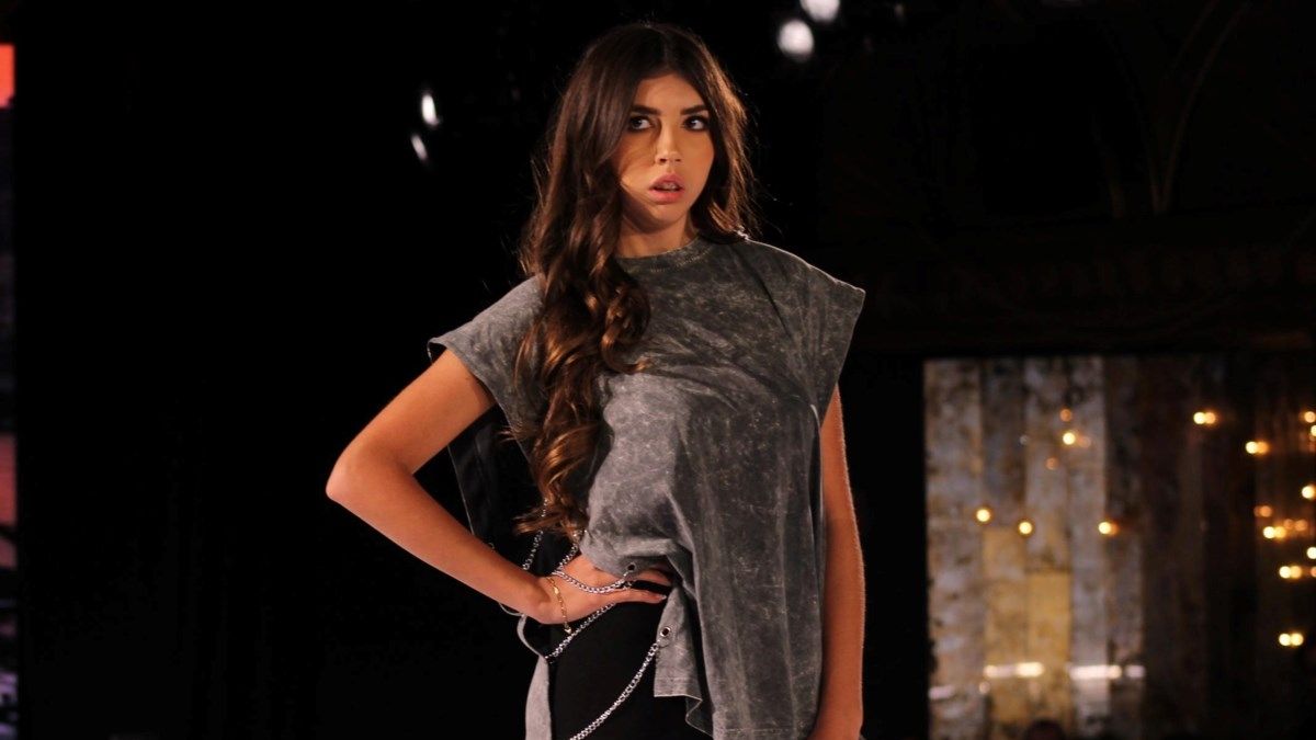 &lsquo;Absolute carnage&rsquo; as unknown star hits record century