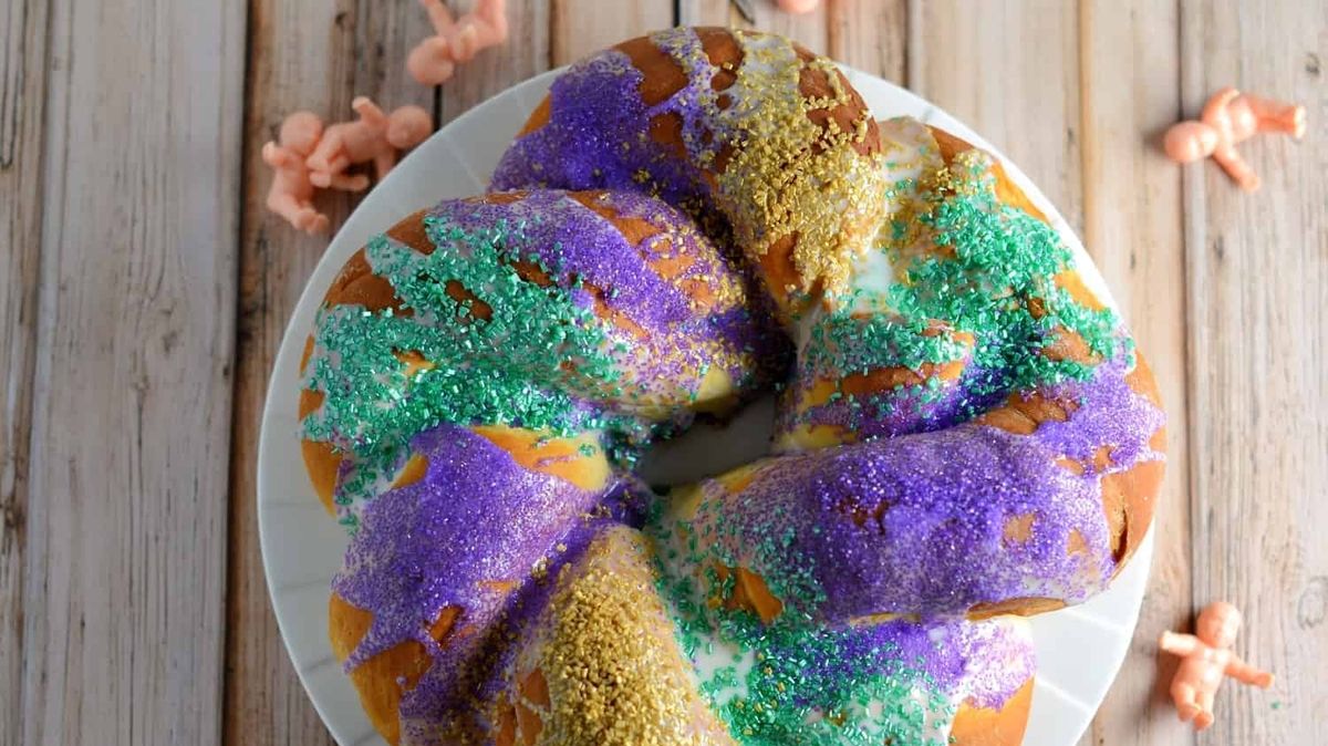 Graeter's Bakery Ushers in Mardi Gras with Traditional King Cakes in