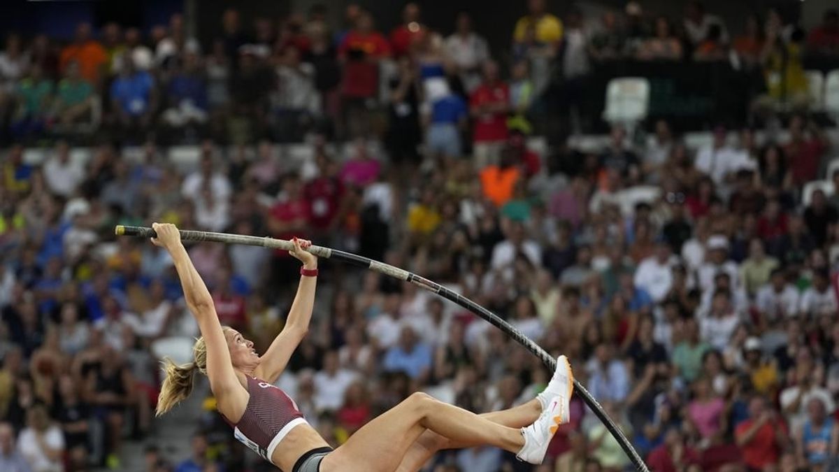 Alysha Newman Targets New Heights at World Athletics Indoor Championships
