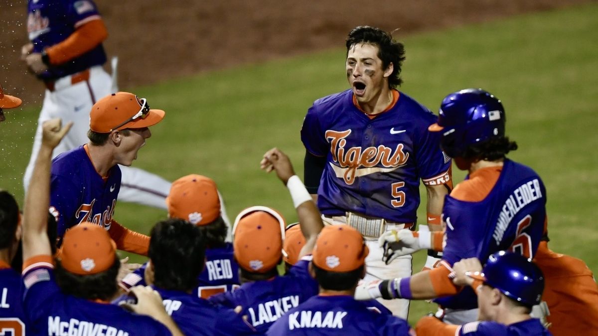 Andrew Ciufo's Heroic Home Run Seals Clemson's Thrilling 5-4 Win Over ...