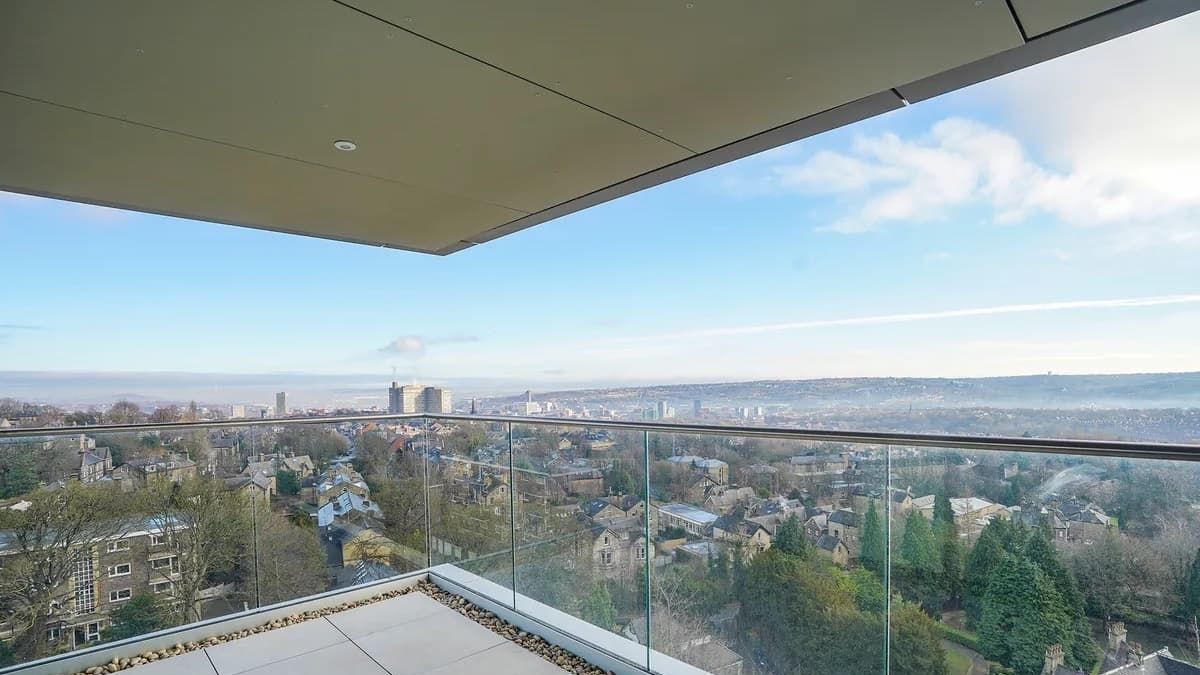 Luxury Redefined £650,000 SuperModern Apartment Listed in Hallam Towers