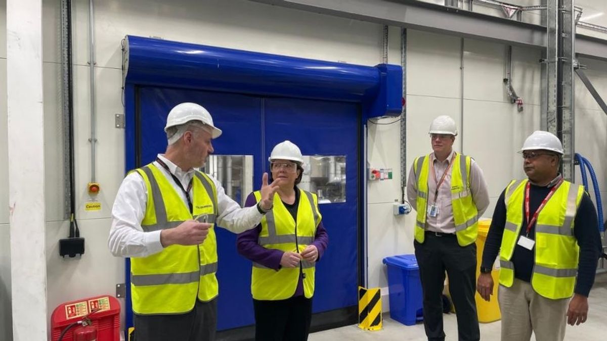 Basingstoke's Thermo Fisher Expands with £35m Investment, Boosting