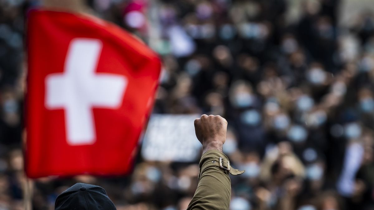 Vorschlag zum Austausch von Gesundheitspersonal zwischen der Schweiz und Frankreich, um den Personalmangel in Frankreich zu beheben