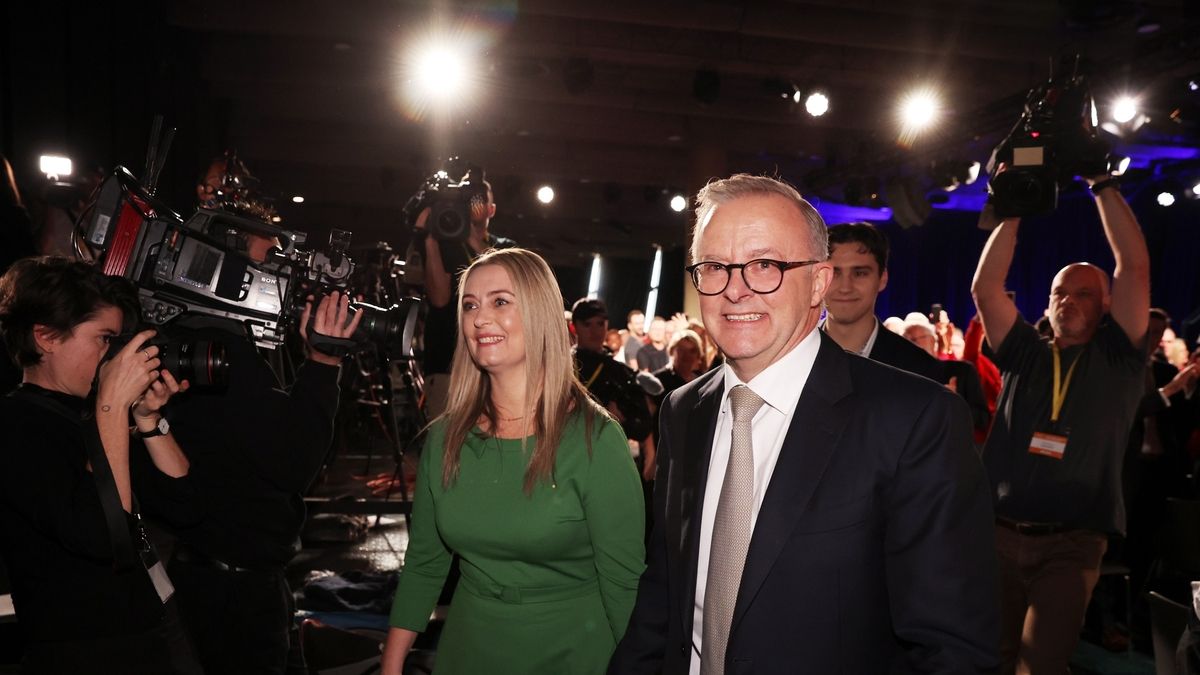 Australian Prime Minister Anthony Albanese Engaged: A Historic Proposal