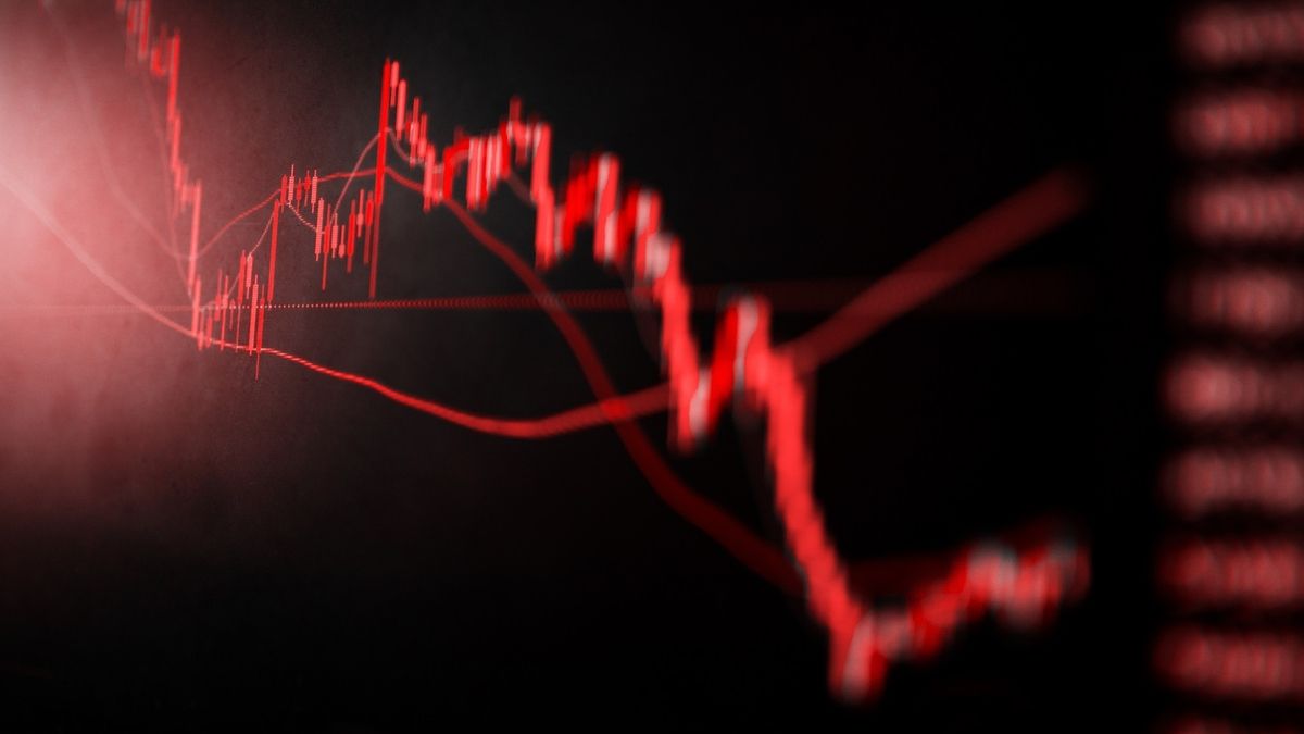 Altcoins Enter the ‘Danger Zone’ Amid Overbought Frenzy