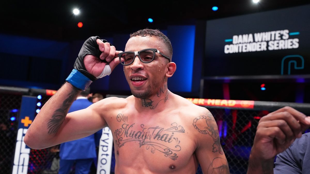 Underdog Uprising: Carlos Prates' Stunning UFC Debut Knockout