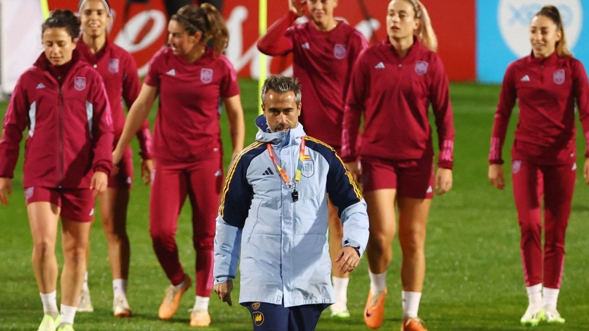 Die Schweizer Frauen-Fußballnationalmannschaft bereitet sich in Spanien unter Sundhages Anleitung auf die bevorstehenden Freundschaftsspiele gegen Polen vor