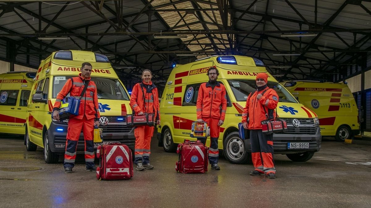 Latvijas neatliekamās medicīniskās palīdzības dienestus ir apvērsusi jaunā flote un komandas stratēģija