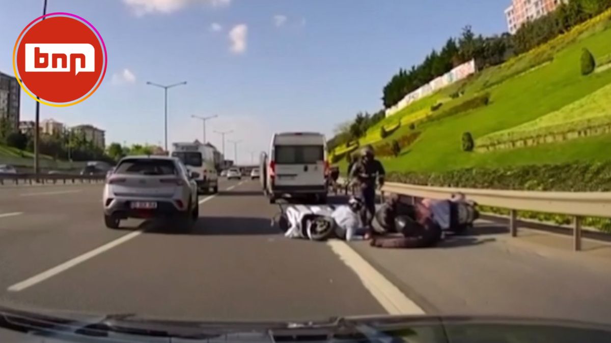 Chain Accident Involving Three Motorcycle Shakes Istanbul