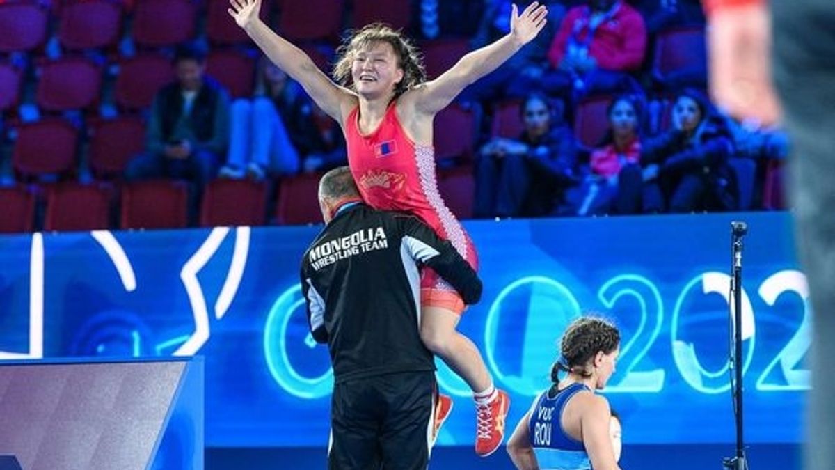 Mongolian Wrestler Otgonjargal Dolgorjav Claims Silver at World ...