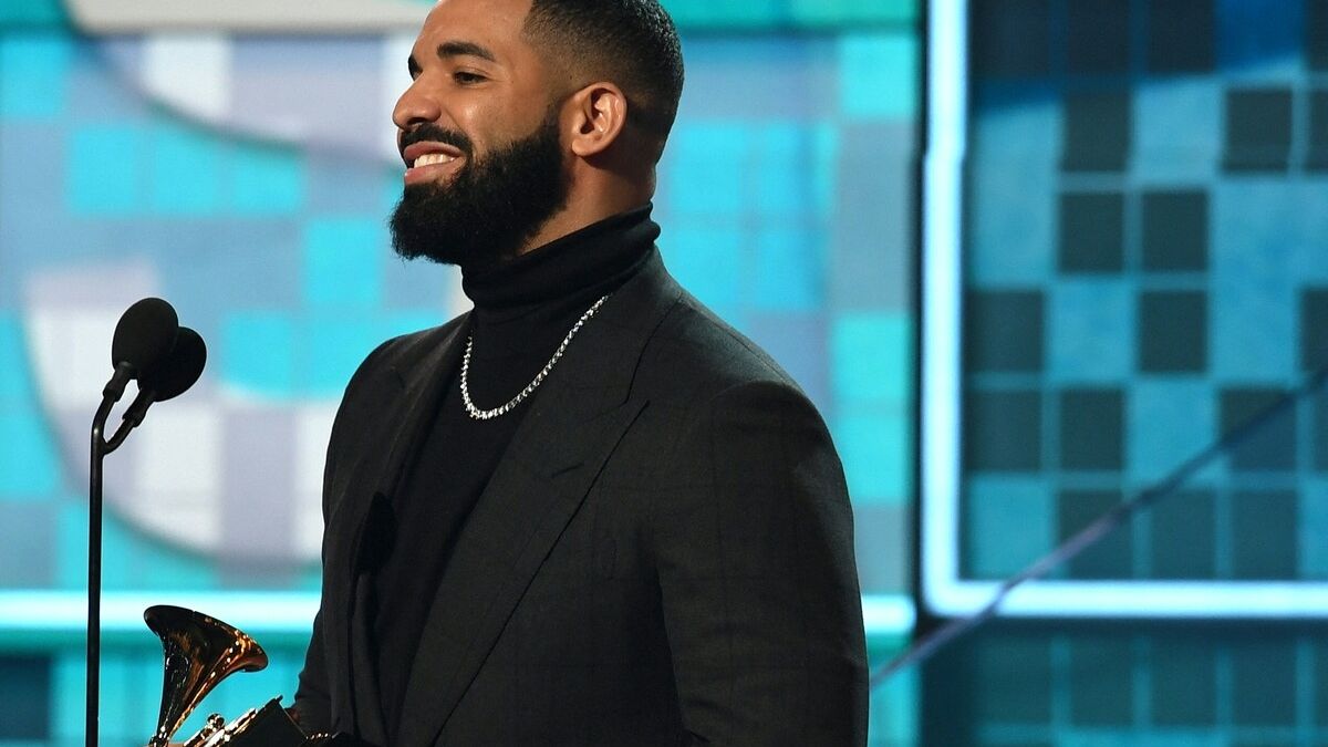 Health Comes First: Rapper Drake Takes a Hiatus Following Stomach Issues