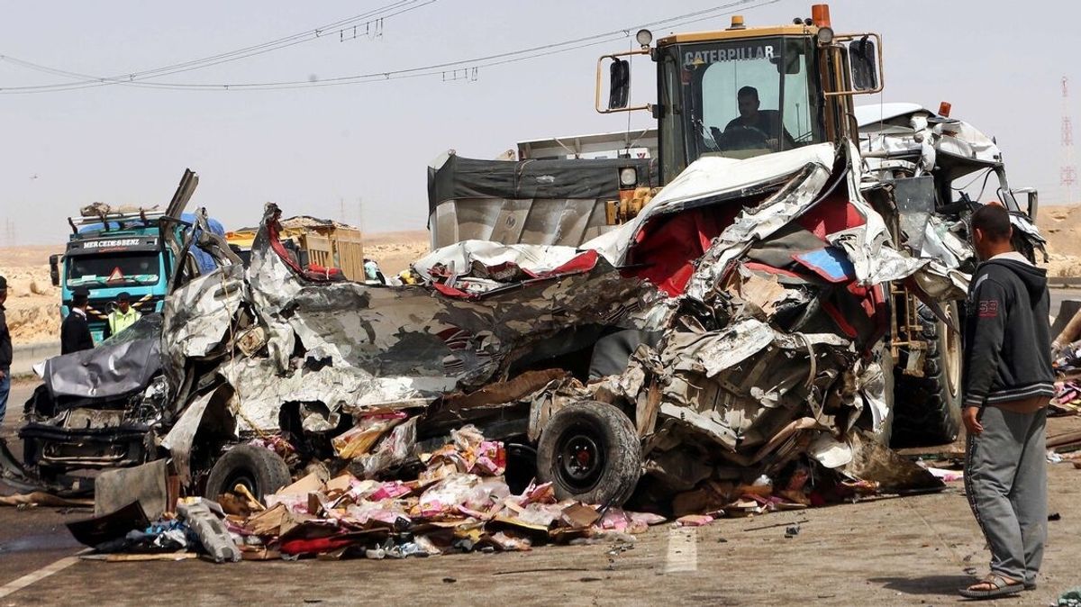 Horrific Collision on Egyptian Highway Claims 35 Lives and Injures Dozens