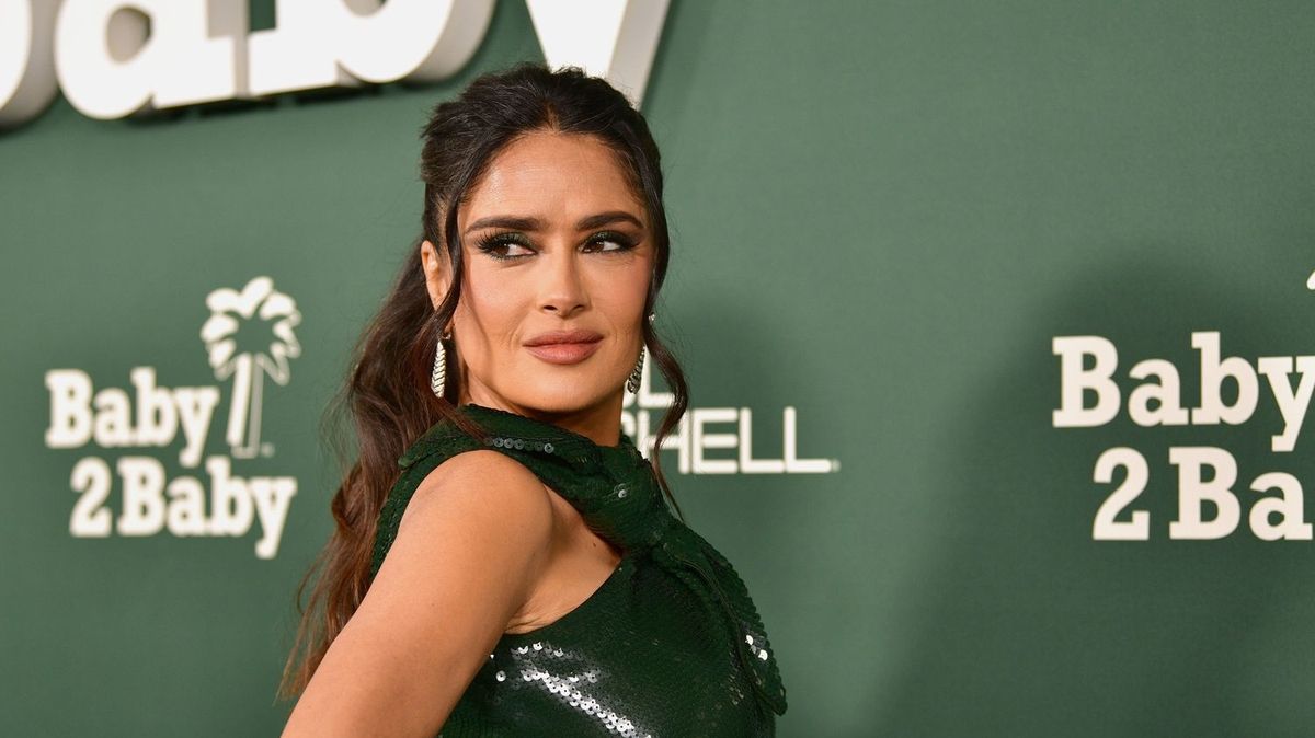 Salma Hayek Honoured at Baby2Baby Gala: A Night of Philanthropy and ...