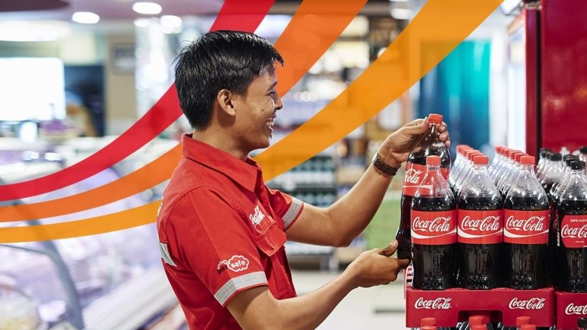 CocaCola at the Crossroads Navigating Boycott Calls Amidst Israel