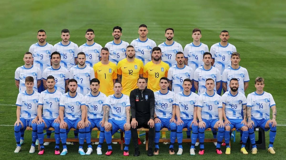 Greek National Football Team Prepares for Euro 2024 Playoffs