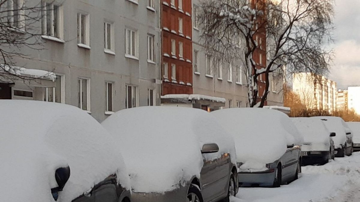 Latvian Weather: A Wintry Mix and Clear Skies Ahead