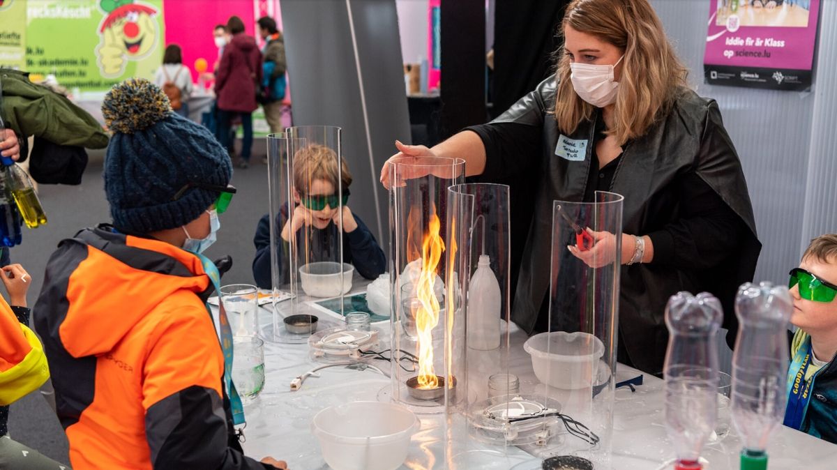 Science Festival Ignites Scientific Curiosity As Cleerly Pioneers In