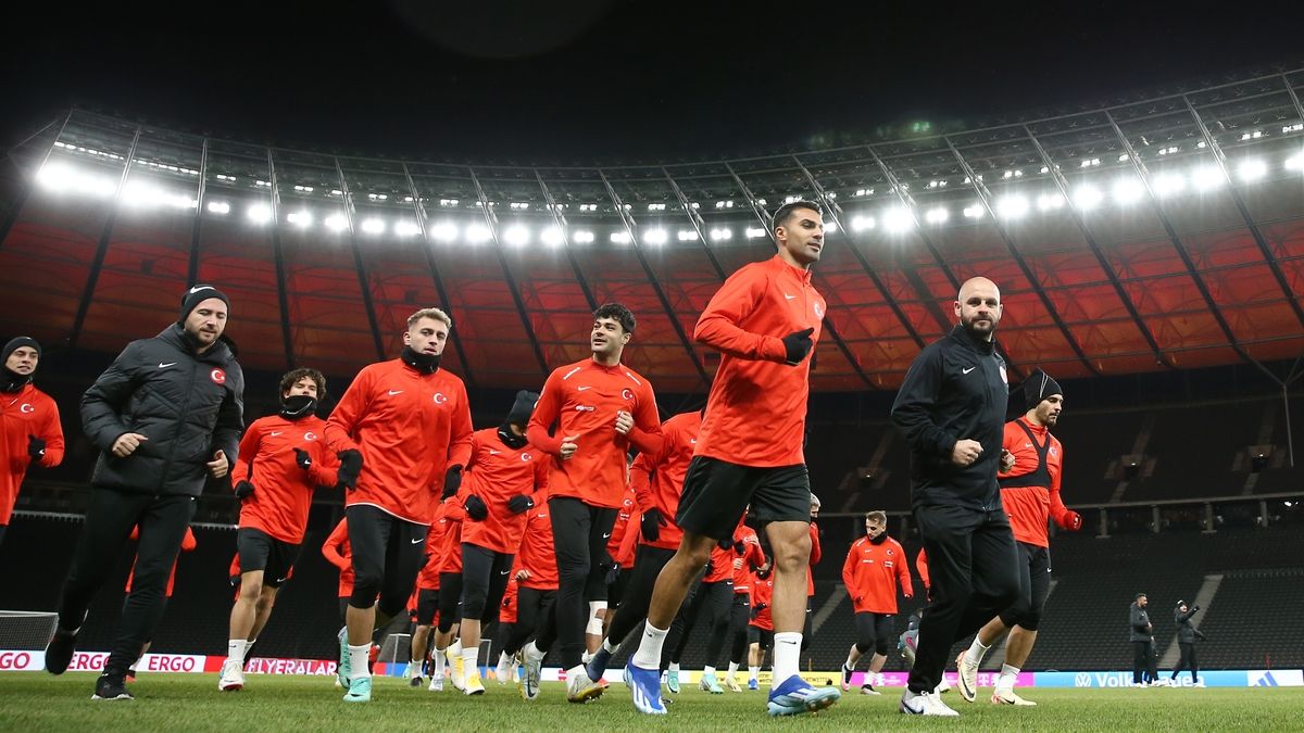 Türk milli futbol takımı Almanya ile hazırlık maçına hazırlanıyor: Diğer spor gelişmeleri