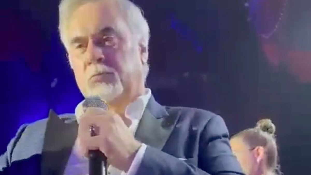 Unexpected Disruption at Valery Meladze Concert: A Reminder of ...