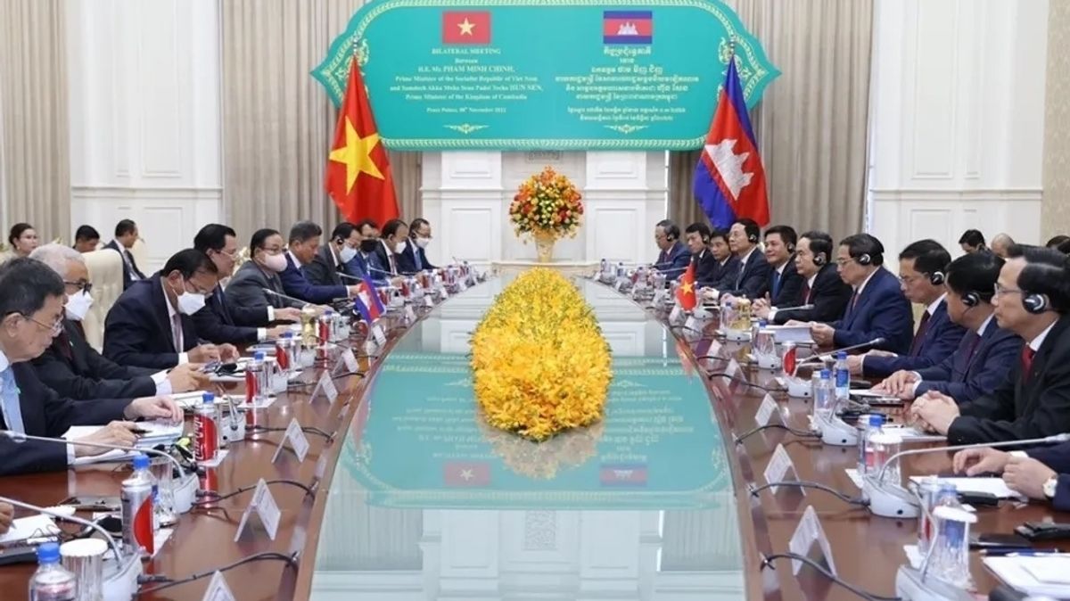 Vietnam and Cambodia Review Joint Emulation Plan for Peaceful Shared Border