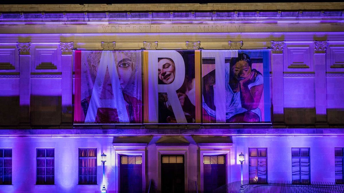 Illuminated Art Installations Lighting Up Public Spaces and Cultural Dialogue