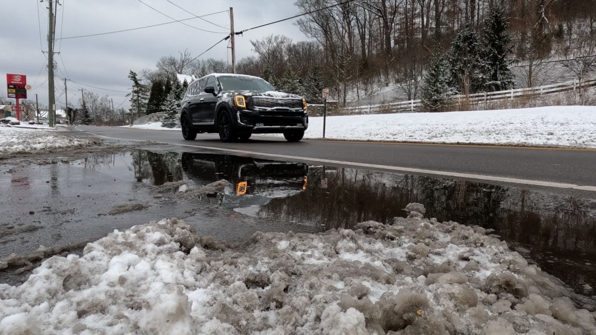 Cincinnati Road Crews Turn to Calcium Chloride Amid Icy Conditions