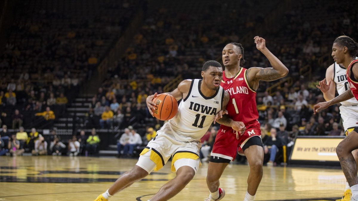 Iowa Emerges Triumphant in Competitive Basketball Matchup Against Michigan