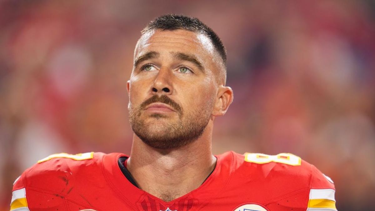 Travis Kelce's Signature Haircut A Trendsetter in Men's Fashion