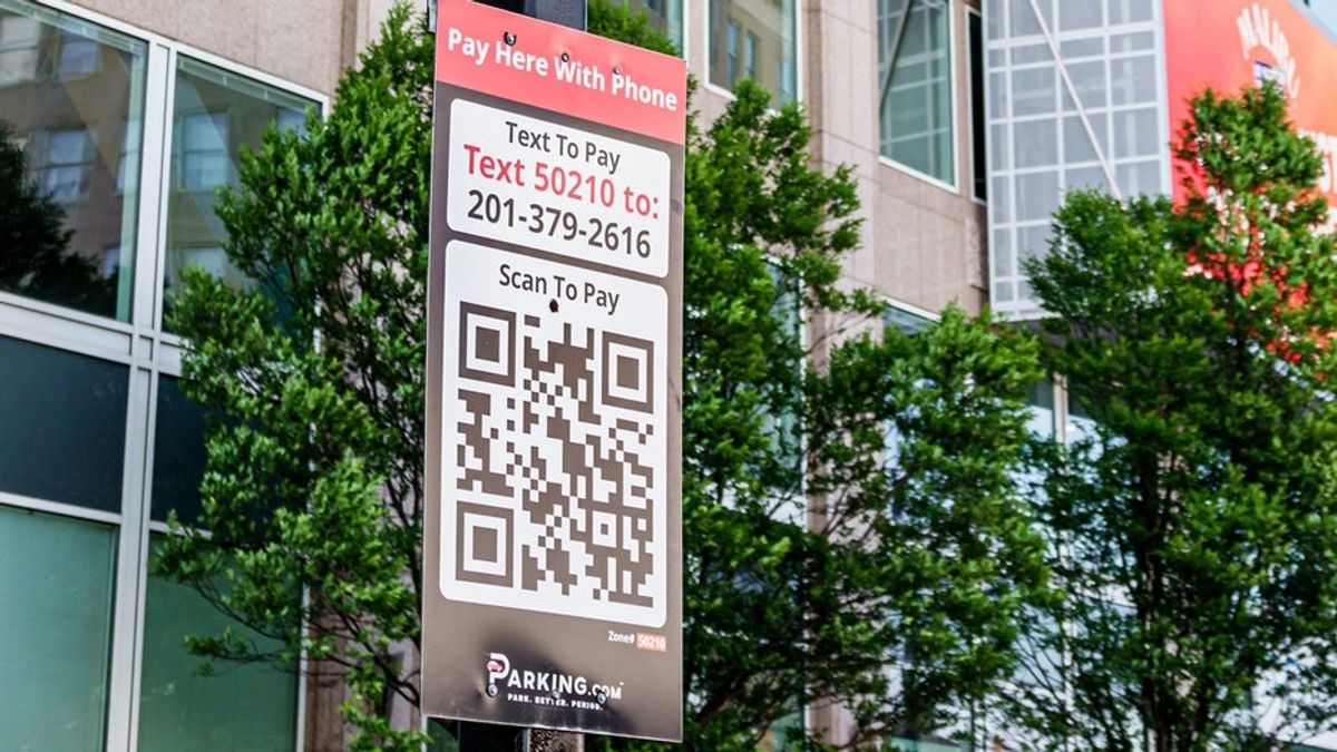 FTC Warns of Identity Theft Risks in QR Code Scanning: Stay Alert, Stay ...