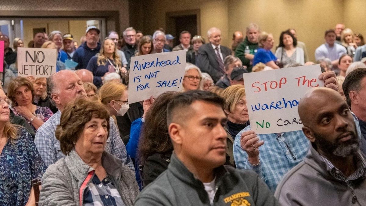 Riverhead Thwarts Jetport Plans at Enterprise Park Amid Community